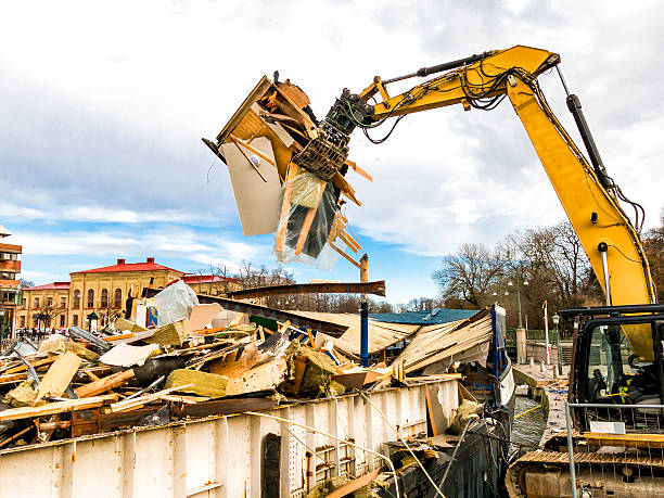 Best Construction Debris Removal  in North Valley Stream, NY